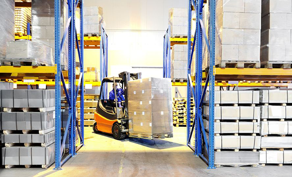 freight warehouse- cargo devanning